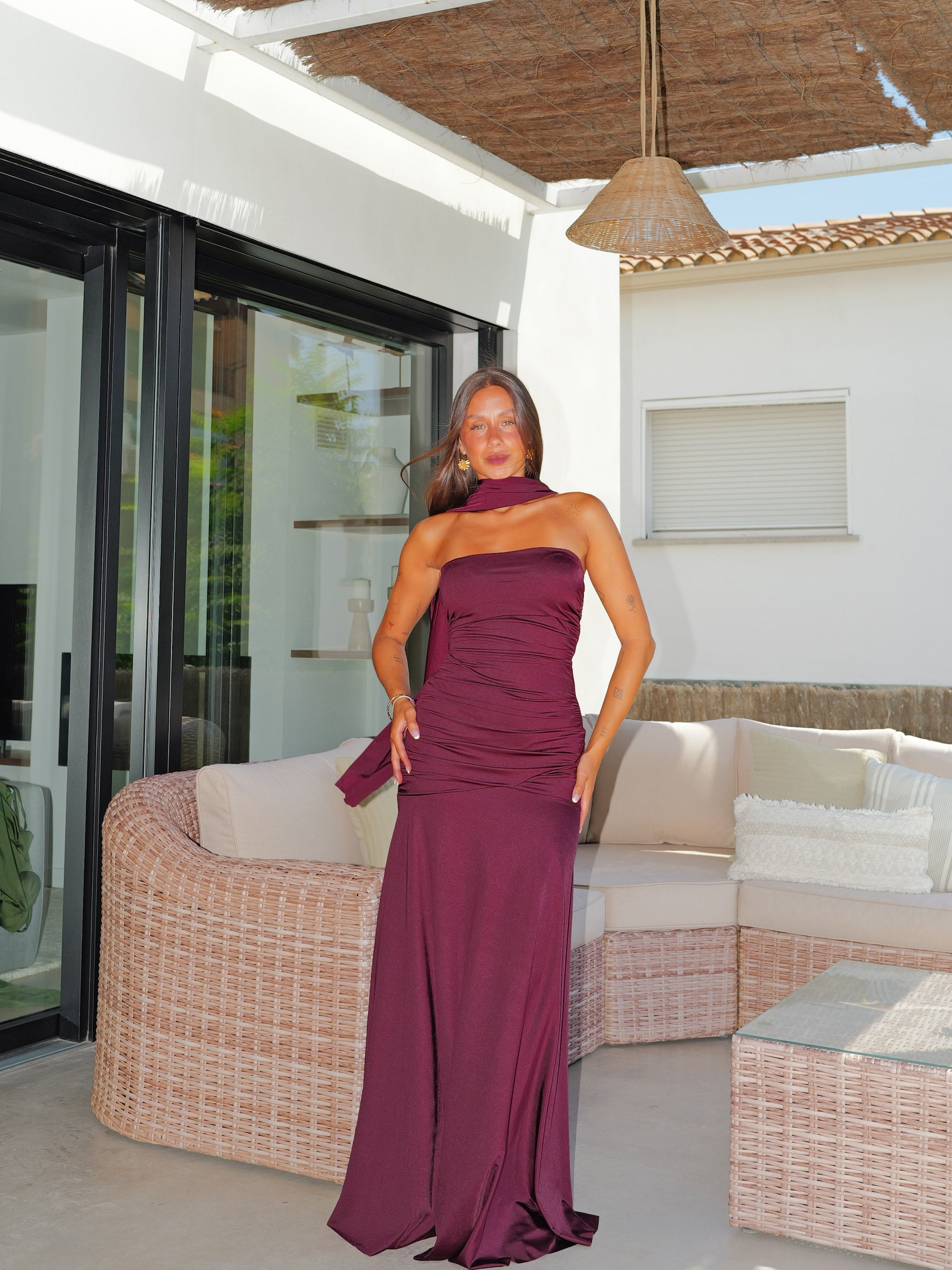 Vestido vuelo entrelazado burdeos