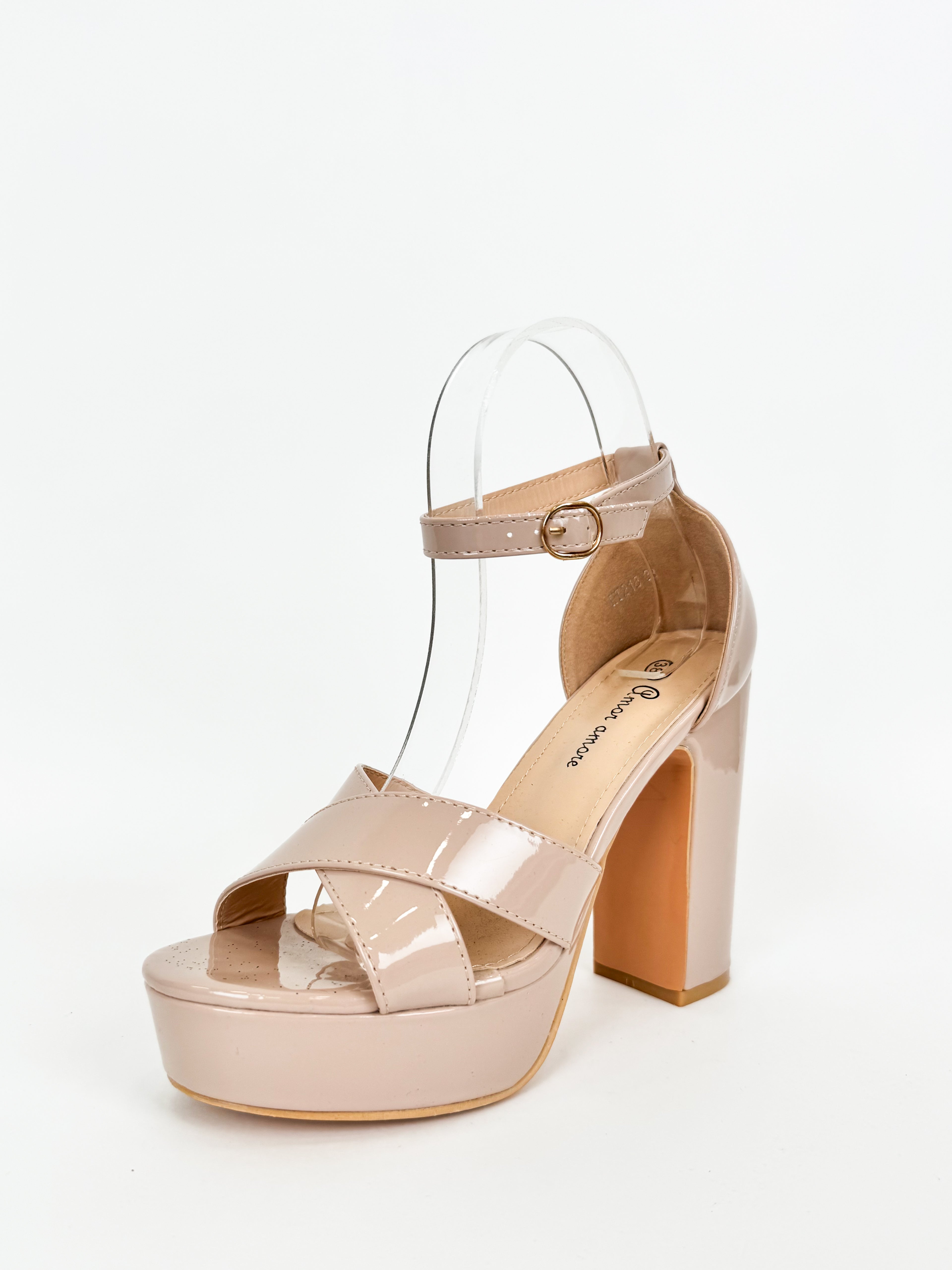 Sandalia Plataforma Charol Nude
