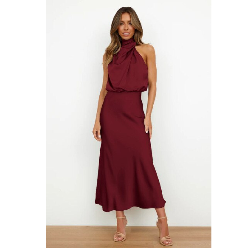 Isana – Vestido de Noche con Escote Halter, Silueta Femenina y Corte Elegante
