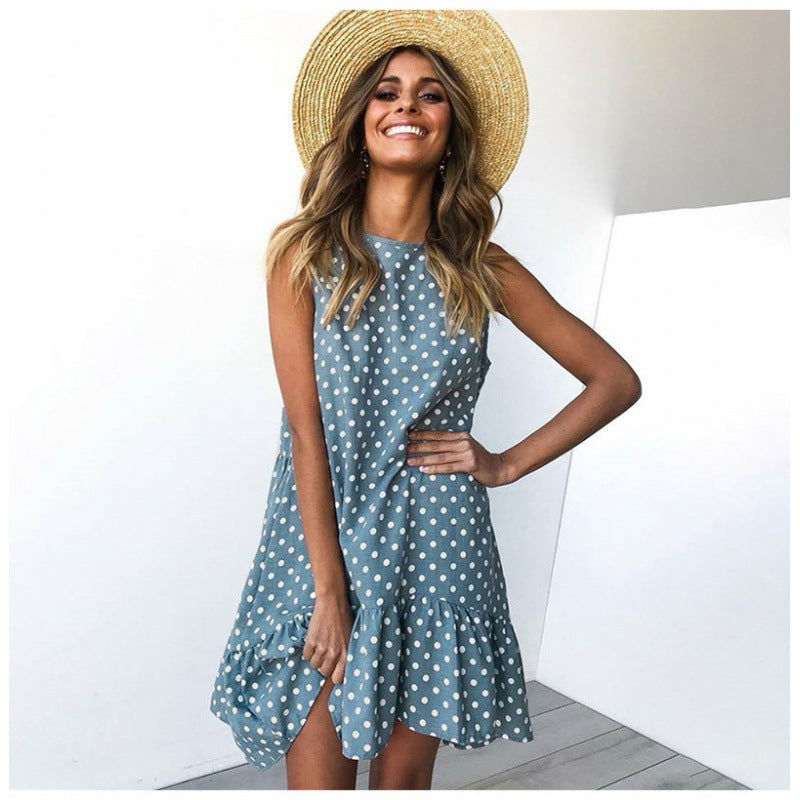 Tasana – Vestido Línea A de Verano con Bajo Fruncido y Estampado de Lunares