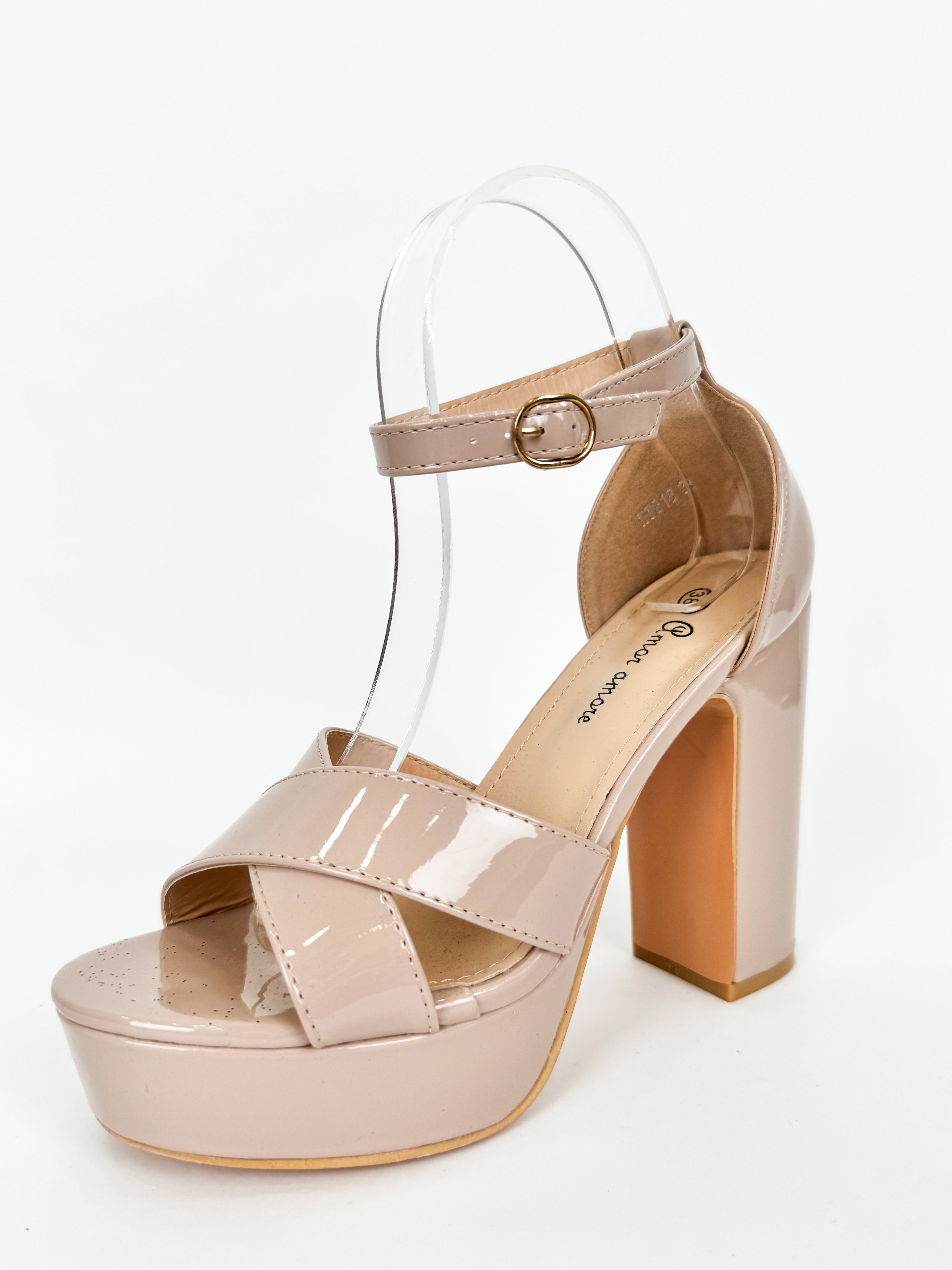 Sandalia Plataforma Charol Nude