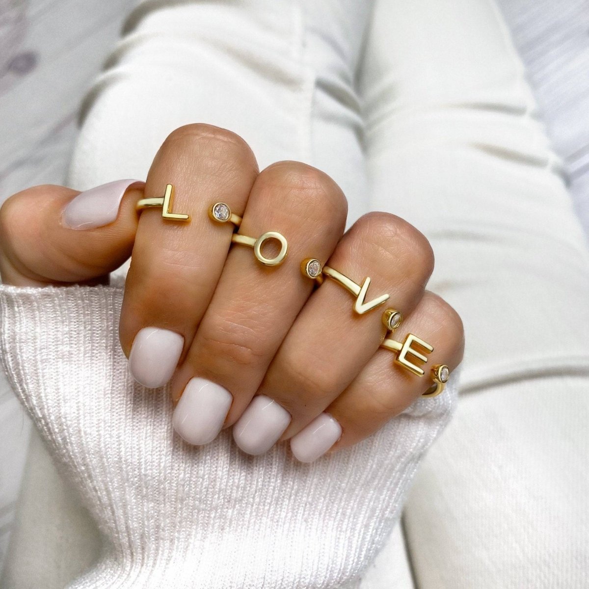 Anillo Top Letter