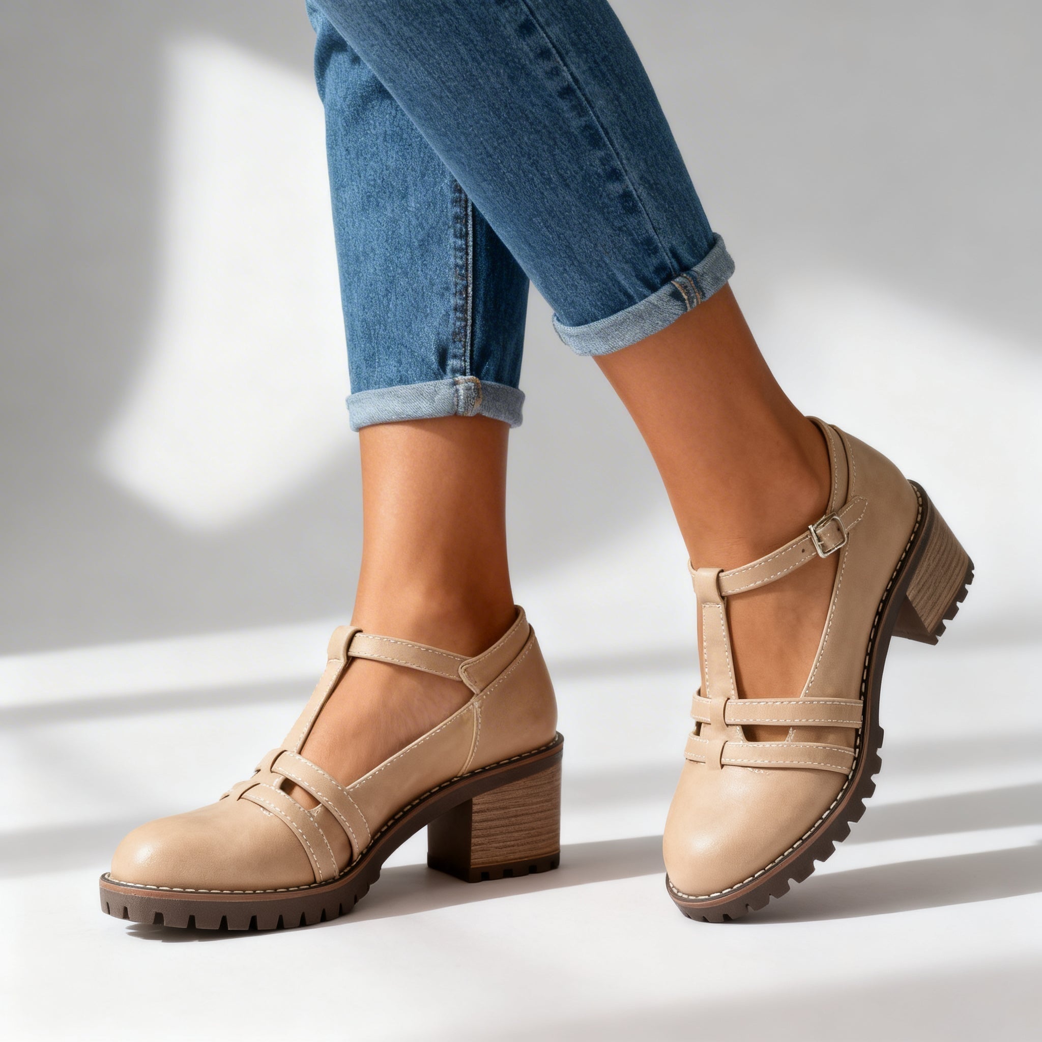 Zapatos Tacón T-Strap